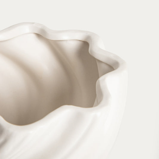 SALANA Corrugated White Flower Pot Cover 18x14x18 cm