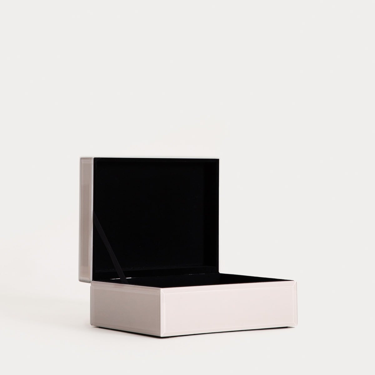 Jewelry box AERLA Glass Jewelry Box Beige 19x15x8 cm