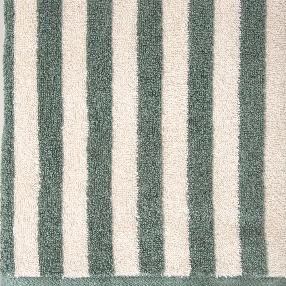 LISTRA Bath Towel in Pistachio Stripes 70x130 cm
