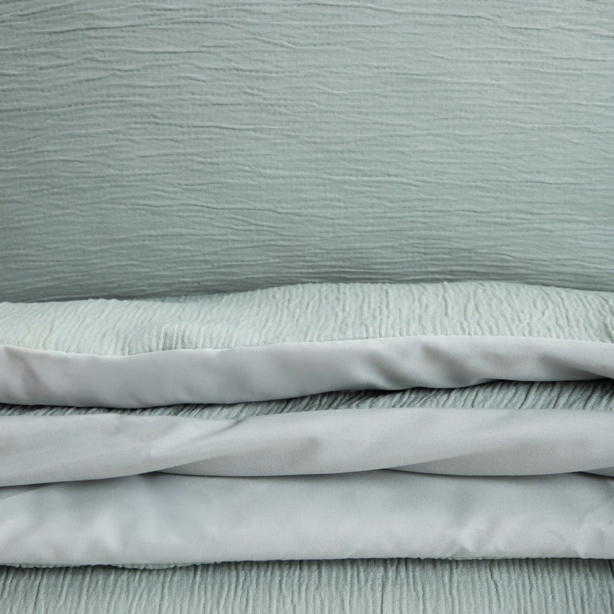 RIVA Microfibre Bedding Set with Decorative Texture Pistachio 160x200 cm