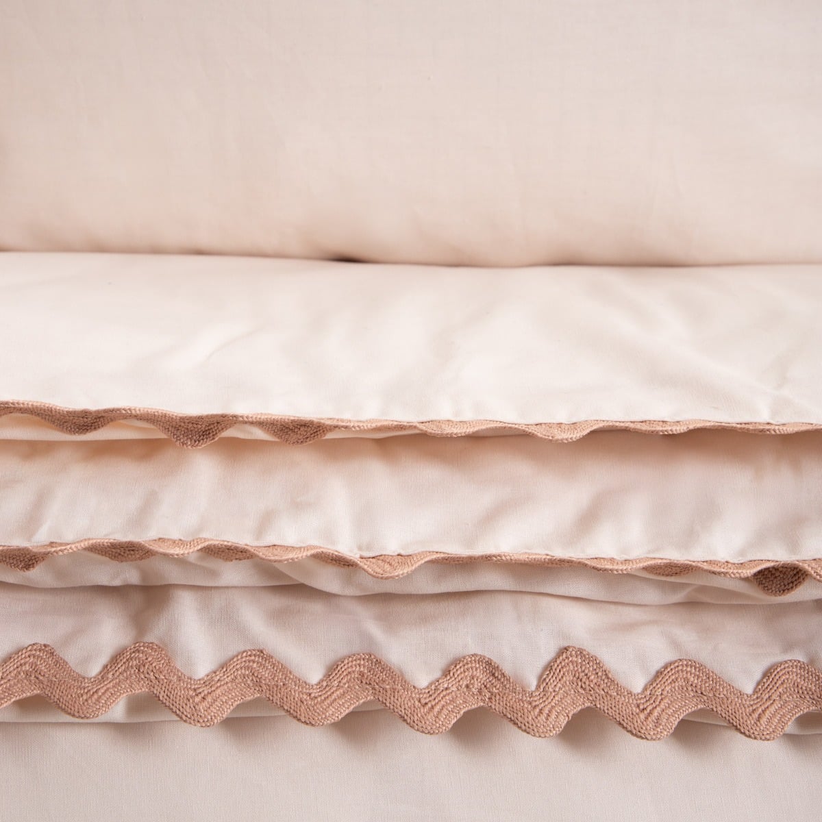 VELA Cotton Bedding Set Beige with Decorative Piping 220x200 cm