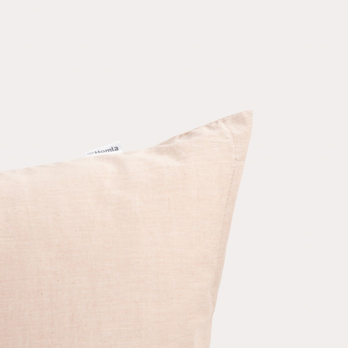 Set of Two GOSSY Cotton Pillowcases in Dyed Beige Threads 70x80 cm