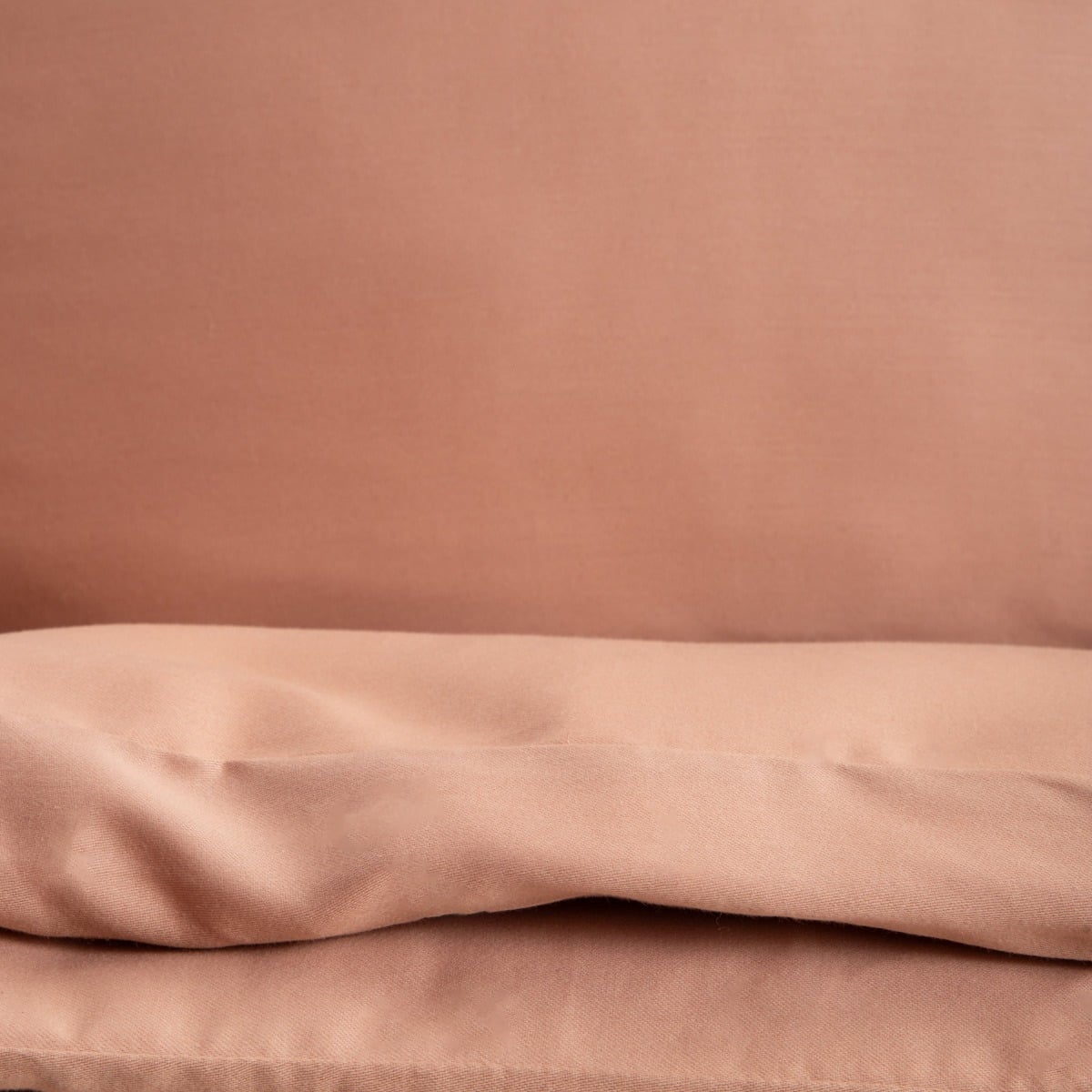 AVELIA Dark Beige Viscose-Blend Satin Bedding Set 160x200 + 2x70x80 cm