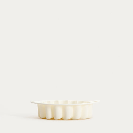 MOLLIS ES Silicone Baking Tin Cream Flower Shape 20.5x18x4 cm