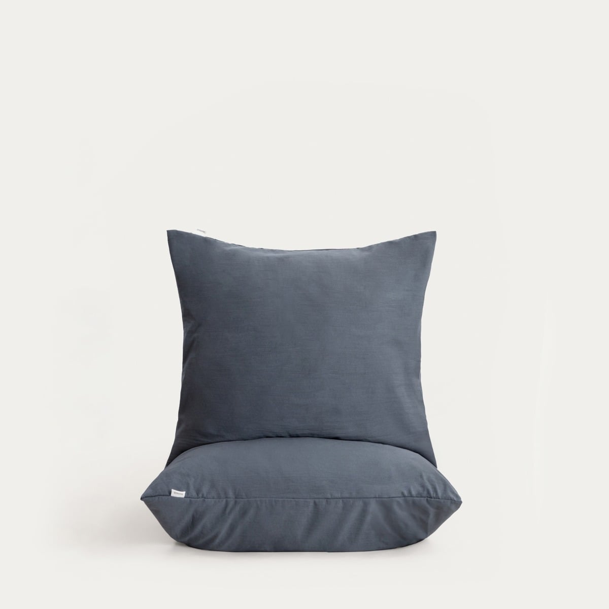 Set of Two MAISY Microfibre Grey Pillowcases 40x40 cm