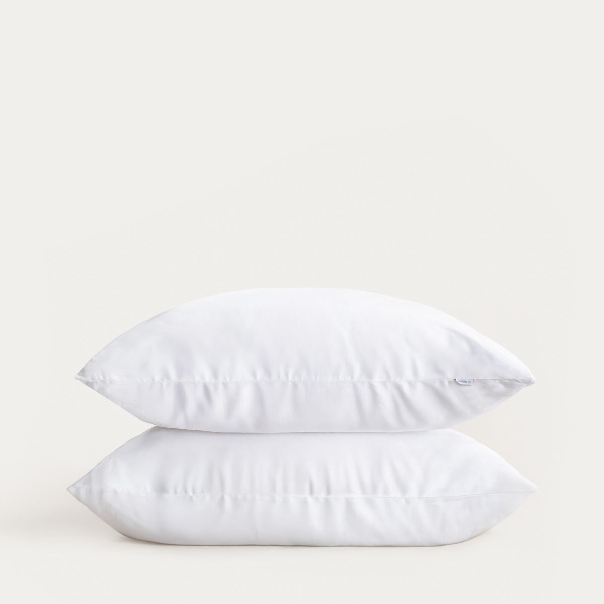 Set of Two MAISY White Microfibre Pillowcases 70x80 cm