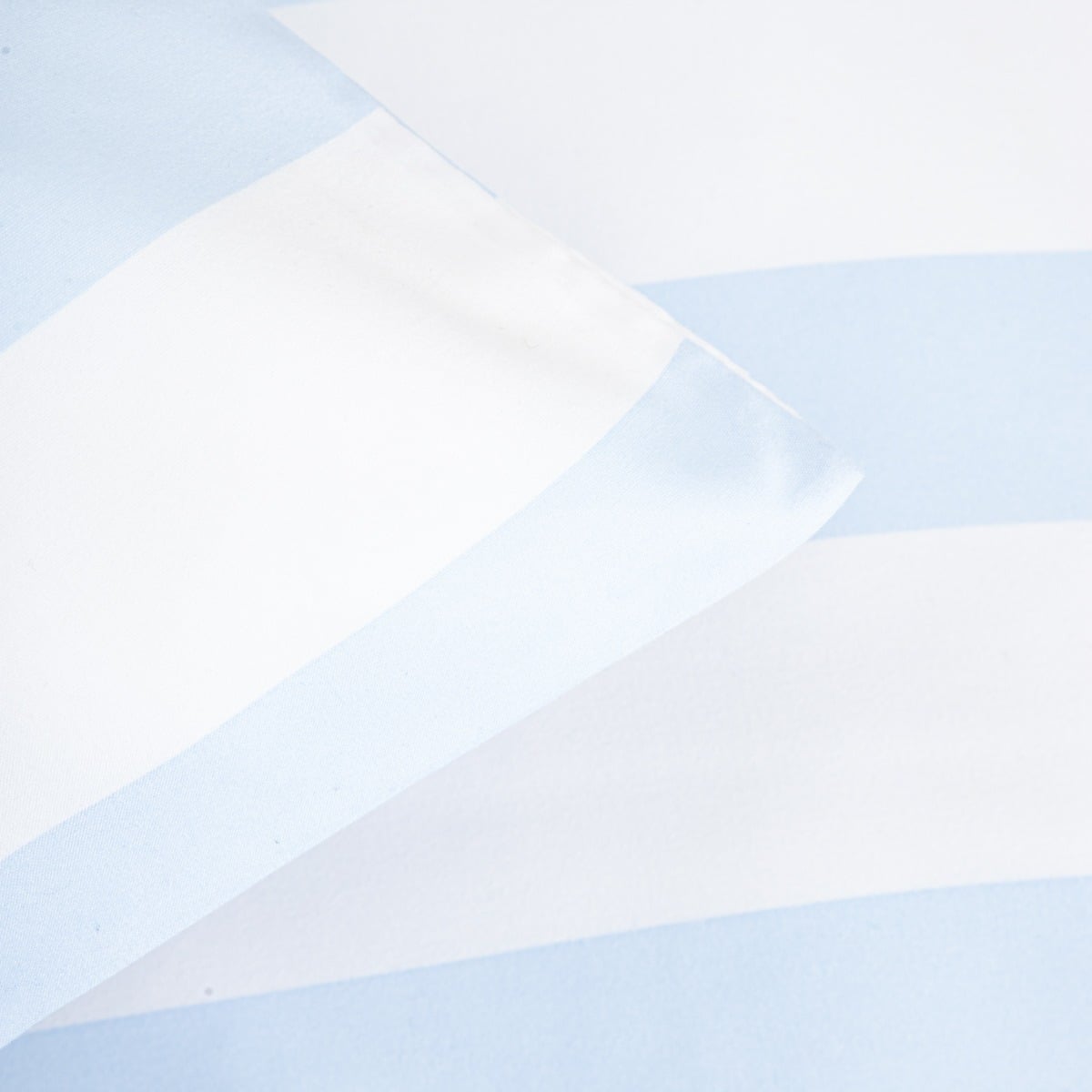RAYAS Microfibre Bedding Set in White and Blue Stripes King Size