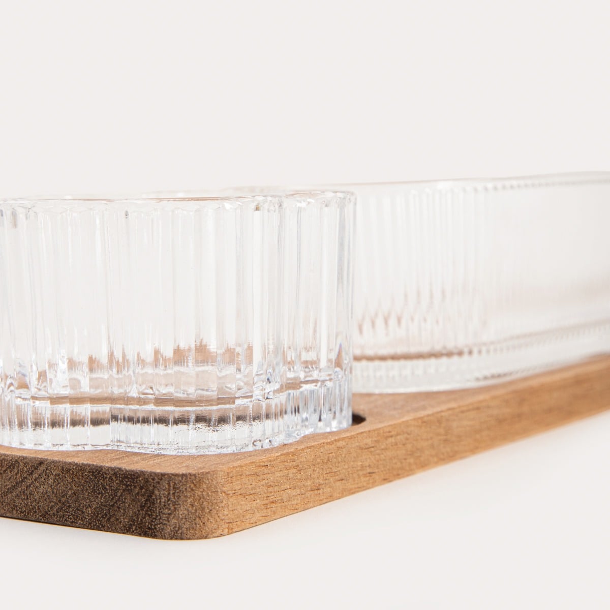 GIBARA Serving Set on Acacia Stand with Glass Bowls - 3 Piece