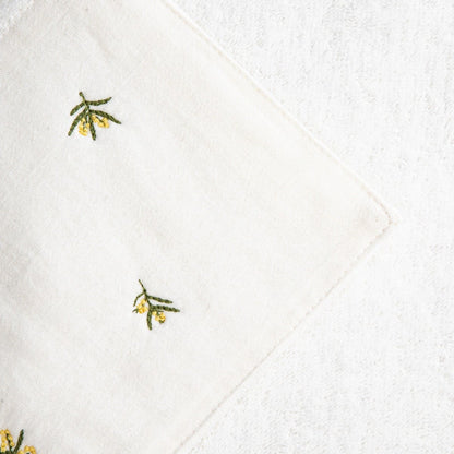 YORK Towel with Decorative Embroidery 50x90 cm