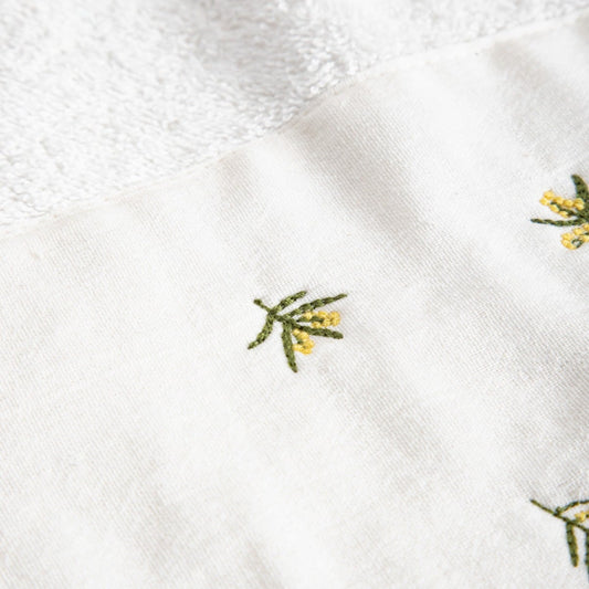 YORK Towel with Decorative Embroidery 50x90 cm