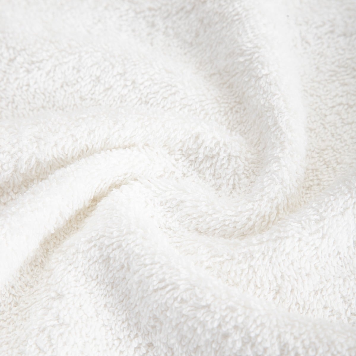 YORK Towel with Decorative Embroidery 50x90 cm
