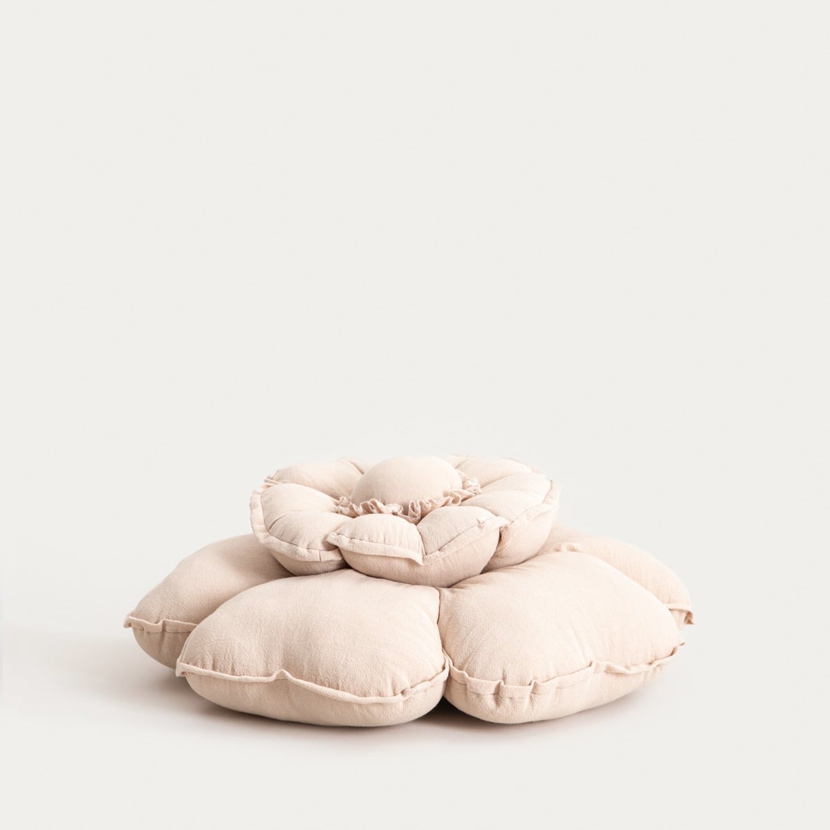 Josefina Flower-Shaped Cotton Cushion 45 cm