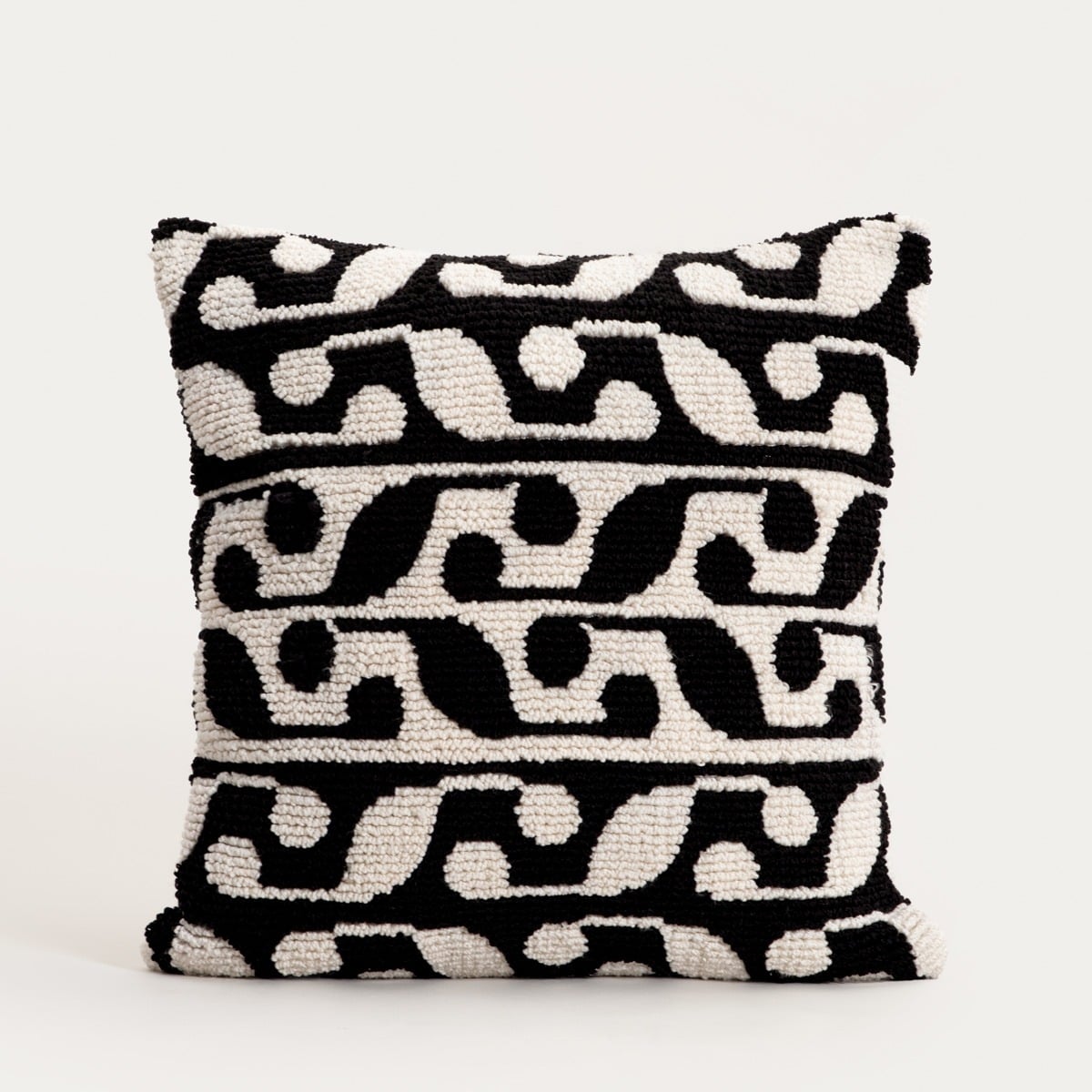 VIKAS Black and White Loop Knitted Pillowcase 45x45cm