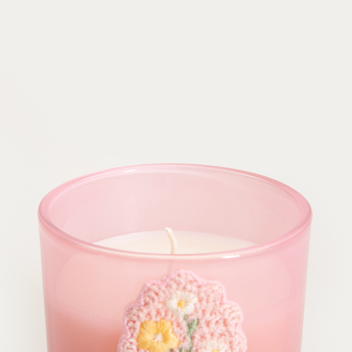 CROHET Spring Garden Scented Candle 300g