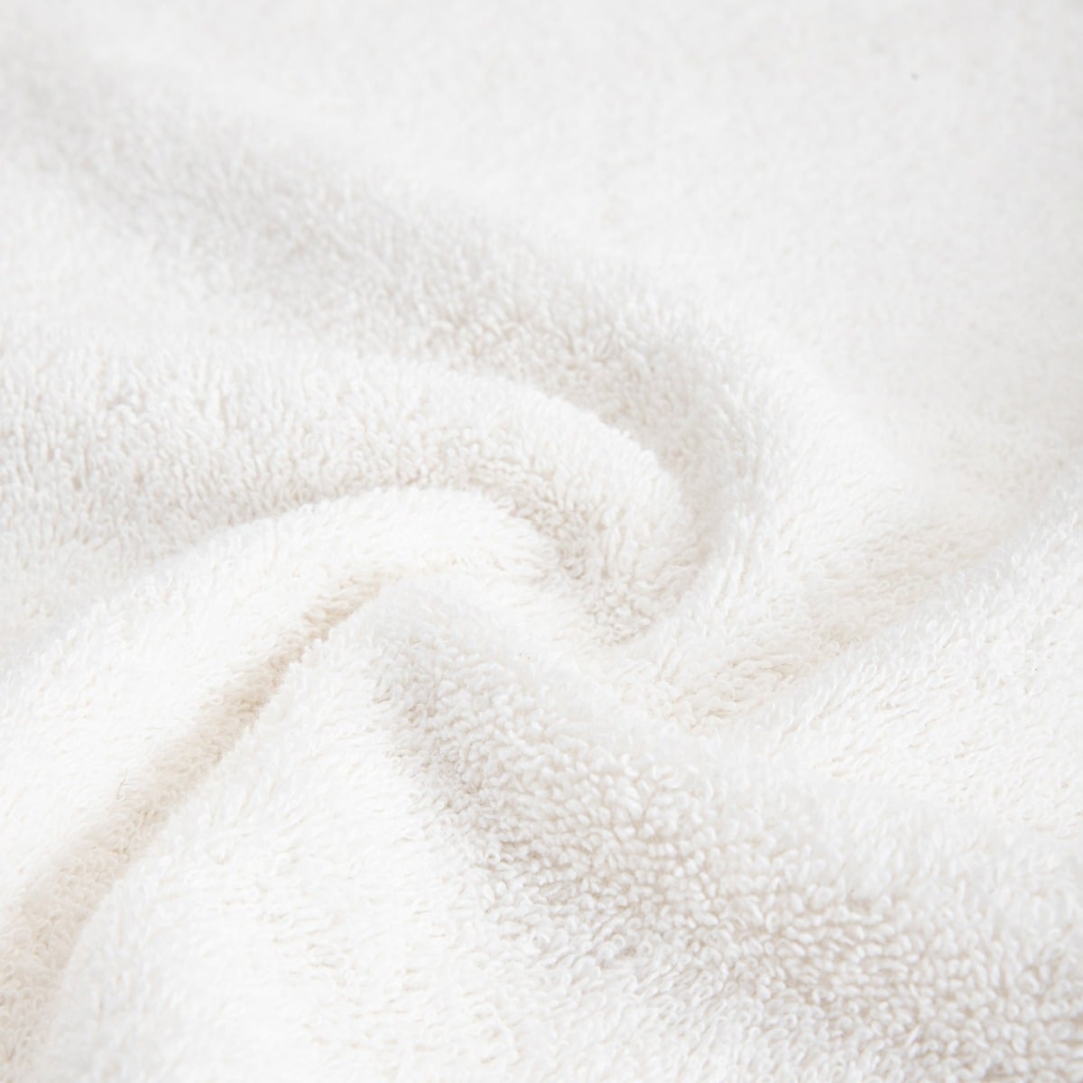 Velia Decorative Embroidered Bath Towel 70x130 cm Beige