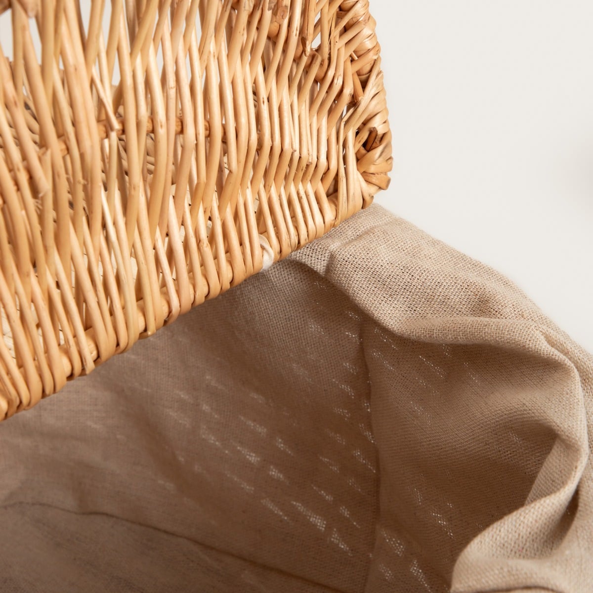 ELVORA Picnic Basket with Beige Lining 39x26 cm