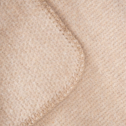 MALLOW Thick Beige Blanket with Decorative Texture 150x200cm
