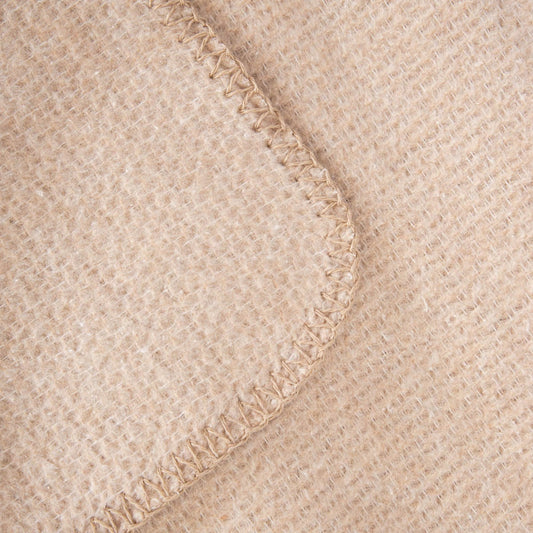MALLOW Thick Beige Blanket with Decorative Texture 150x200cm
