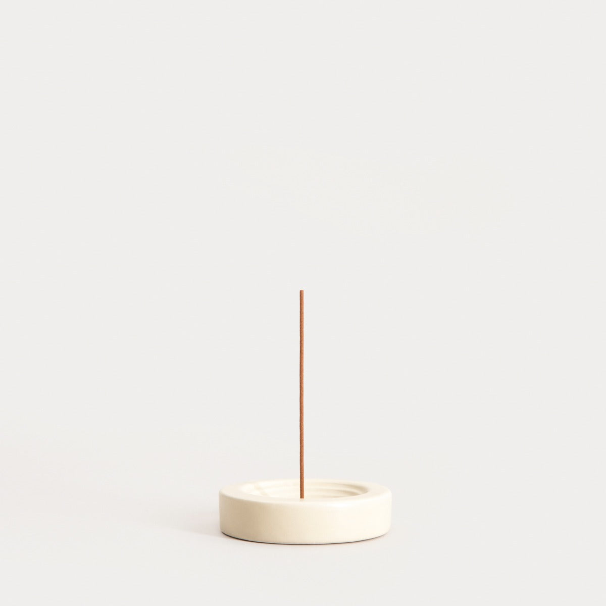 ZEN RITUAL Sandalwood Incense Sticks Set with Ceramic Saucer