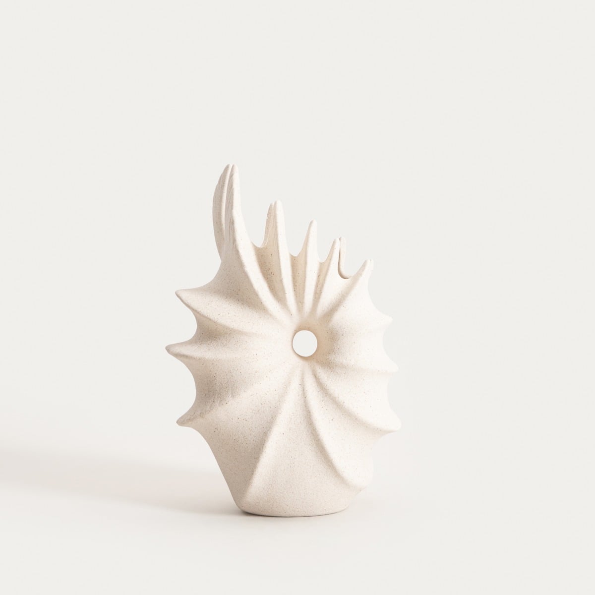 Dekoracja standing ABLIS Irregular Shape Standing Decoration 14.3x10.3x21.5 cm