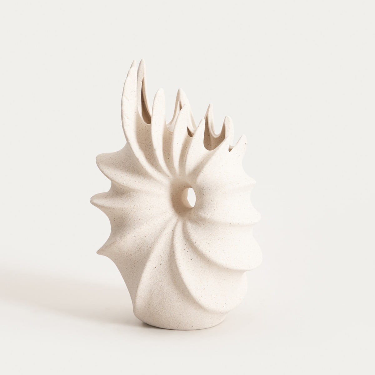 Dekoracja standing ABLIS Irregular Shape Standing Decoration 14.3x10.3x21.5 cm