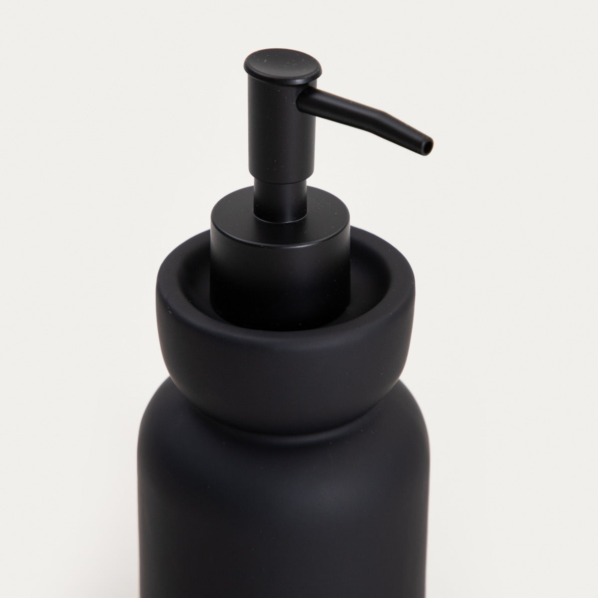 ELVIA Black Soap Dispenser - 0.8L Capacity