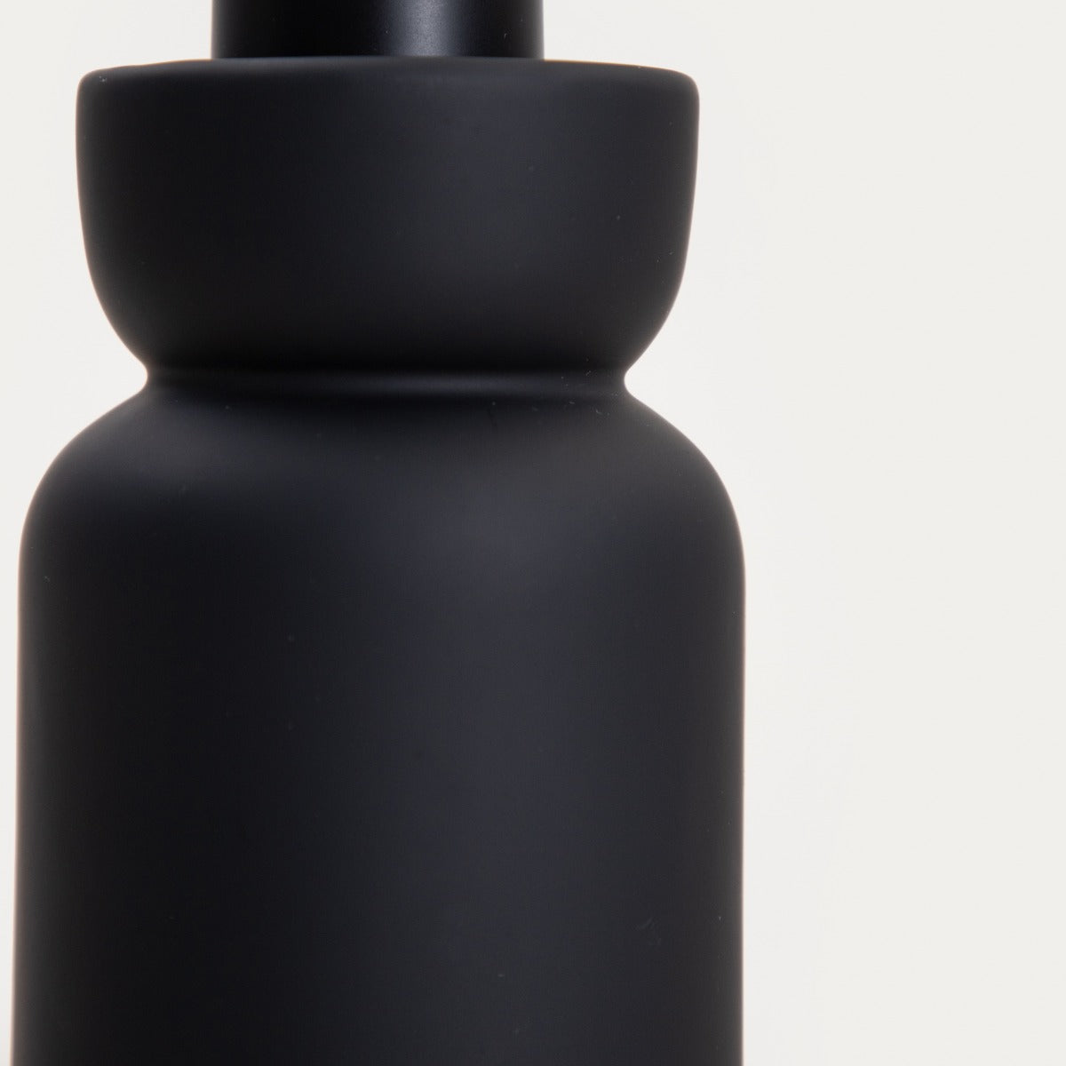 ELVIA Black Soap Dispenser - 0.8L Capacity