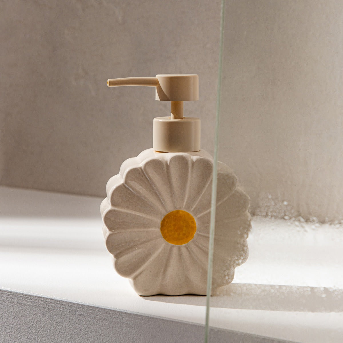 DAISY Ceramic Soap Dispenser for Bathroom and Kitchen
