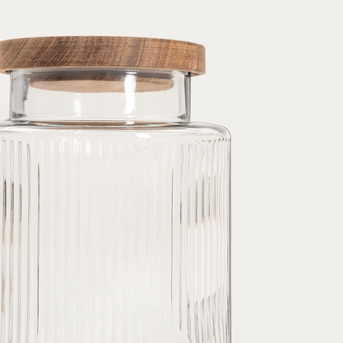 TARRO Fluted Glass Container with Wooden Lid | 1.6L