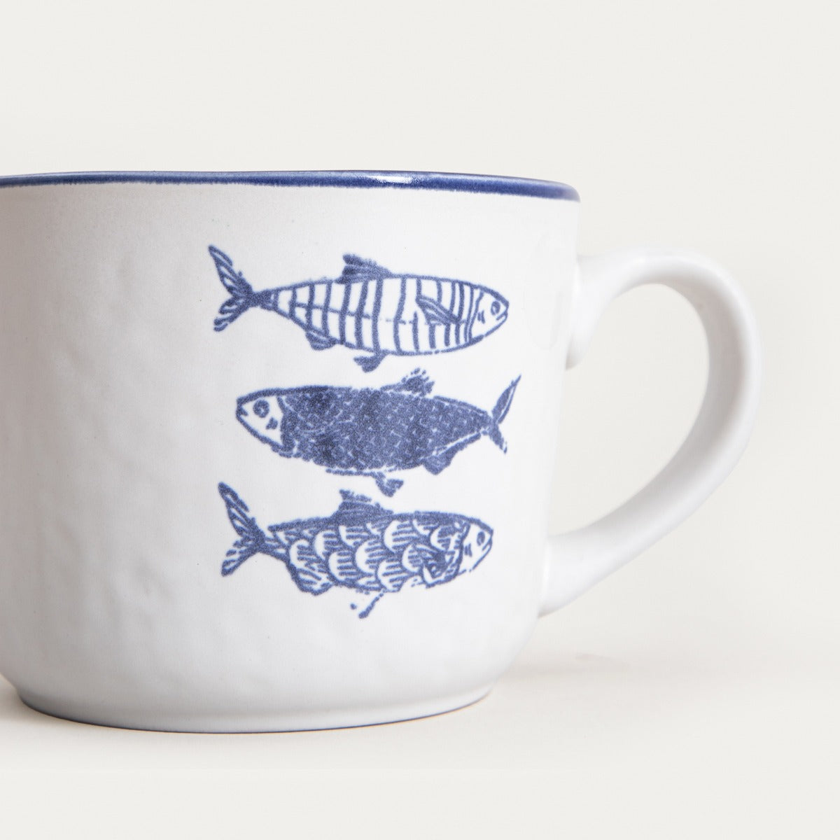 NILGI Ceramic Mug with Horizontal Fish Design 400ml
