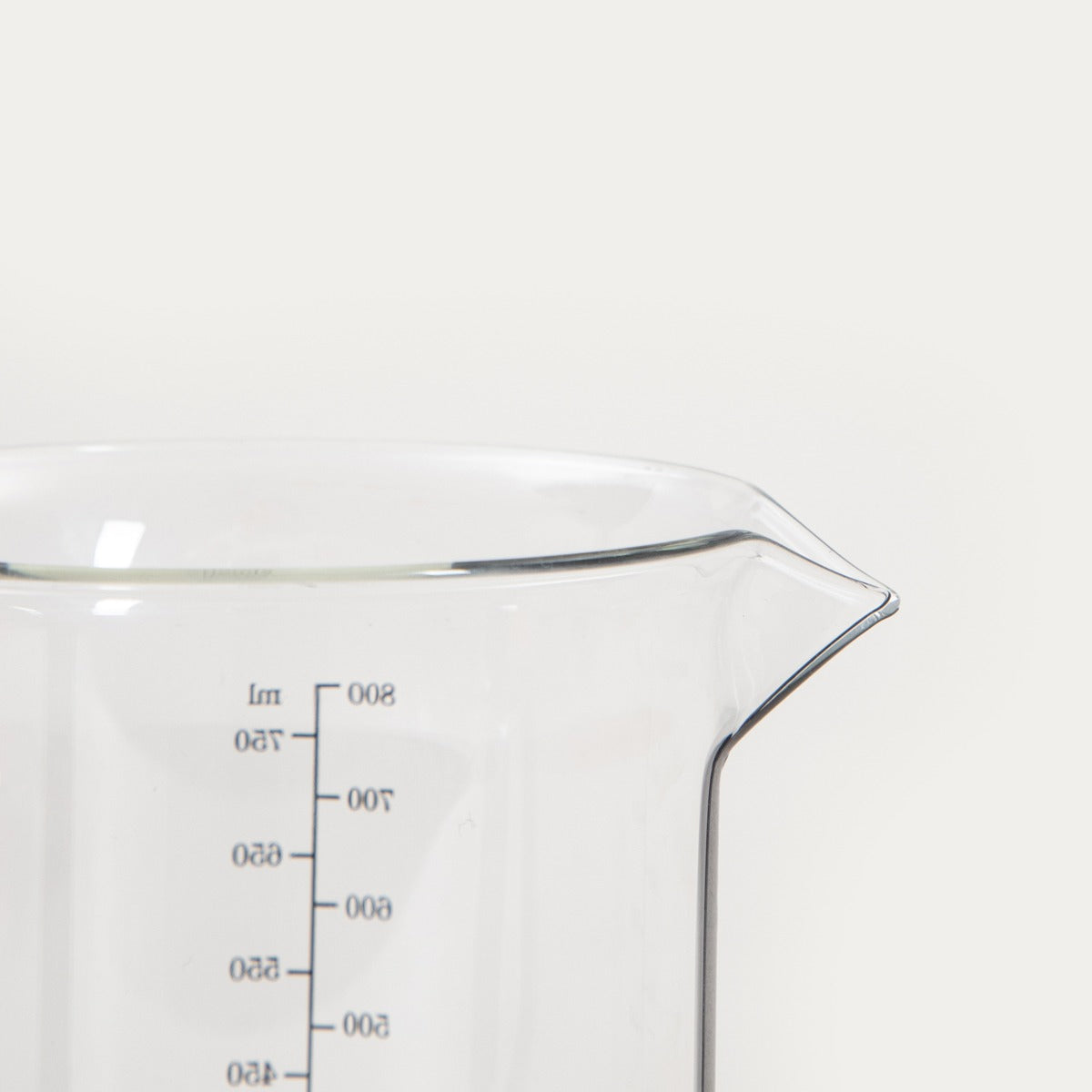 MAVIS Transparent Glass Measuring Cup 0.8L