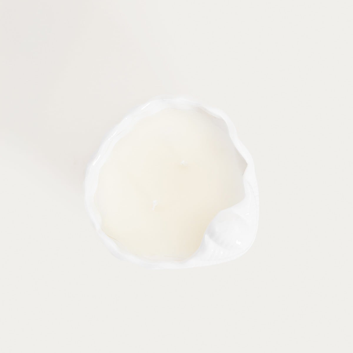 Ocean Breeze Scented Candle by Narcissus Isle - 130g