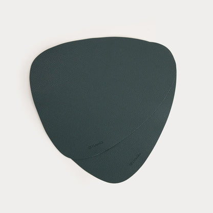 FEMELO Green Table Mats Set of 2 - 38 cm Durable Dining Pads