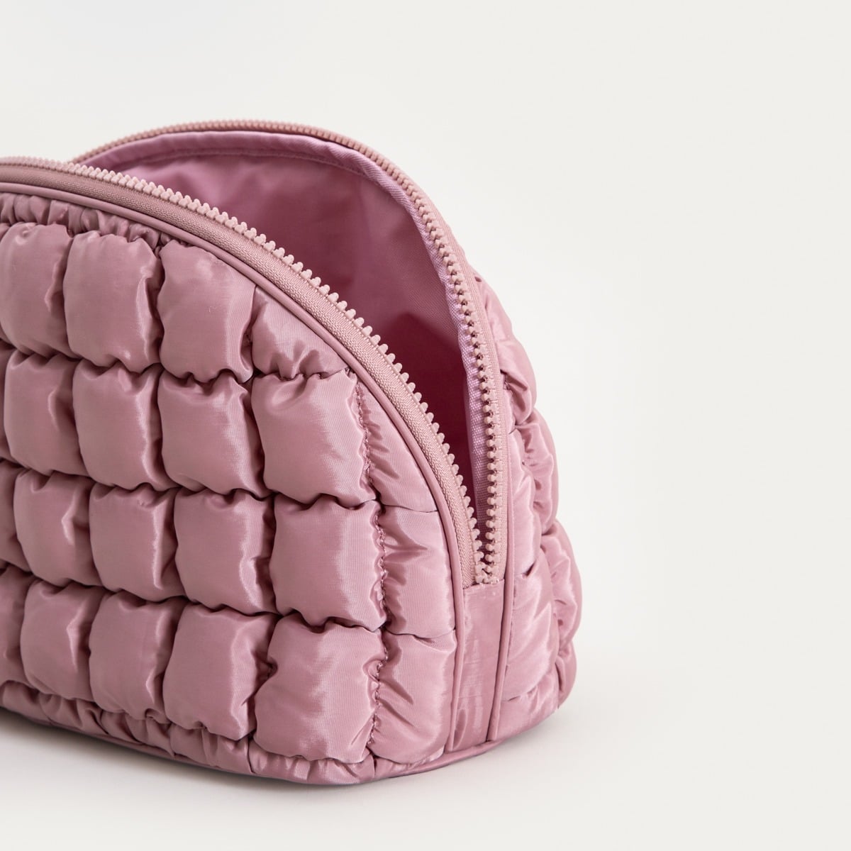 BLUFFI Pink Cosmetic Bag 33x20x14 cm - Durable Organizer