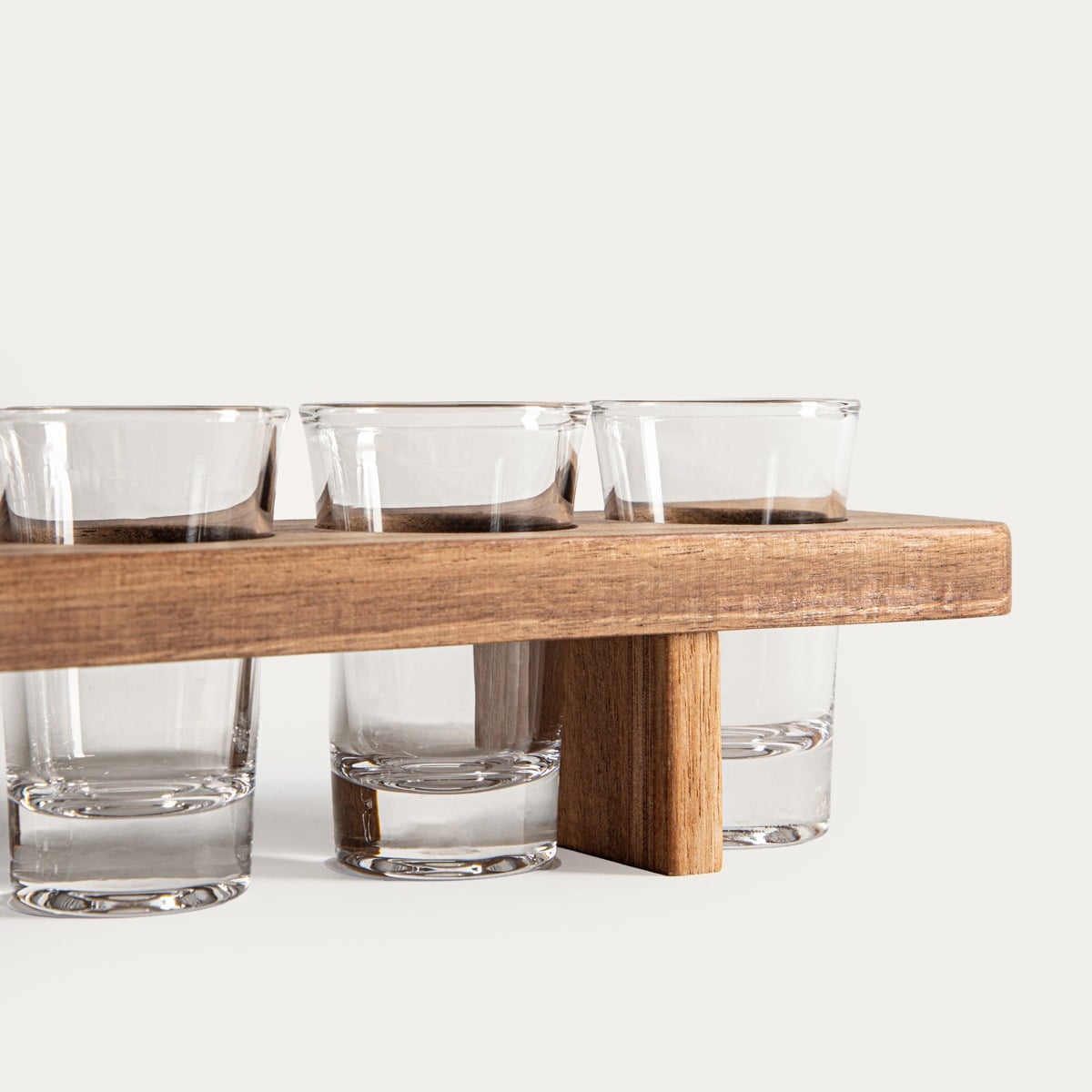 LUSTRE Glass Set on Acacia Wood Board - 6x 45ml