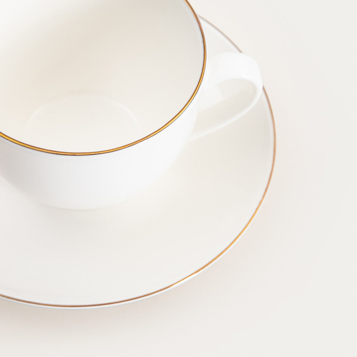 AUROO Ceramic Cup and Saucer with Gold Rim 0.25L