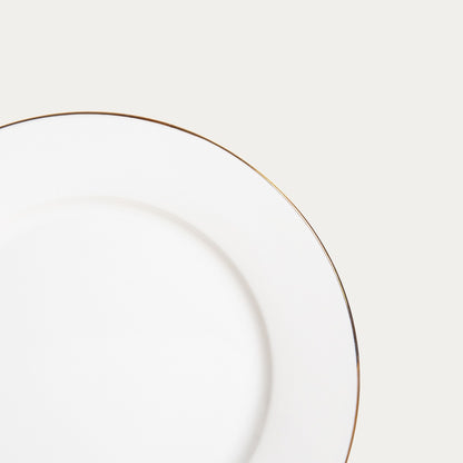 AUROO Dessert Plate with Gold Rim - 19 cm Porcelain
