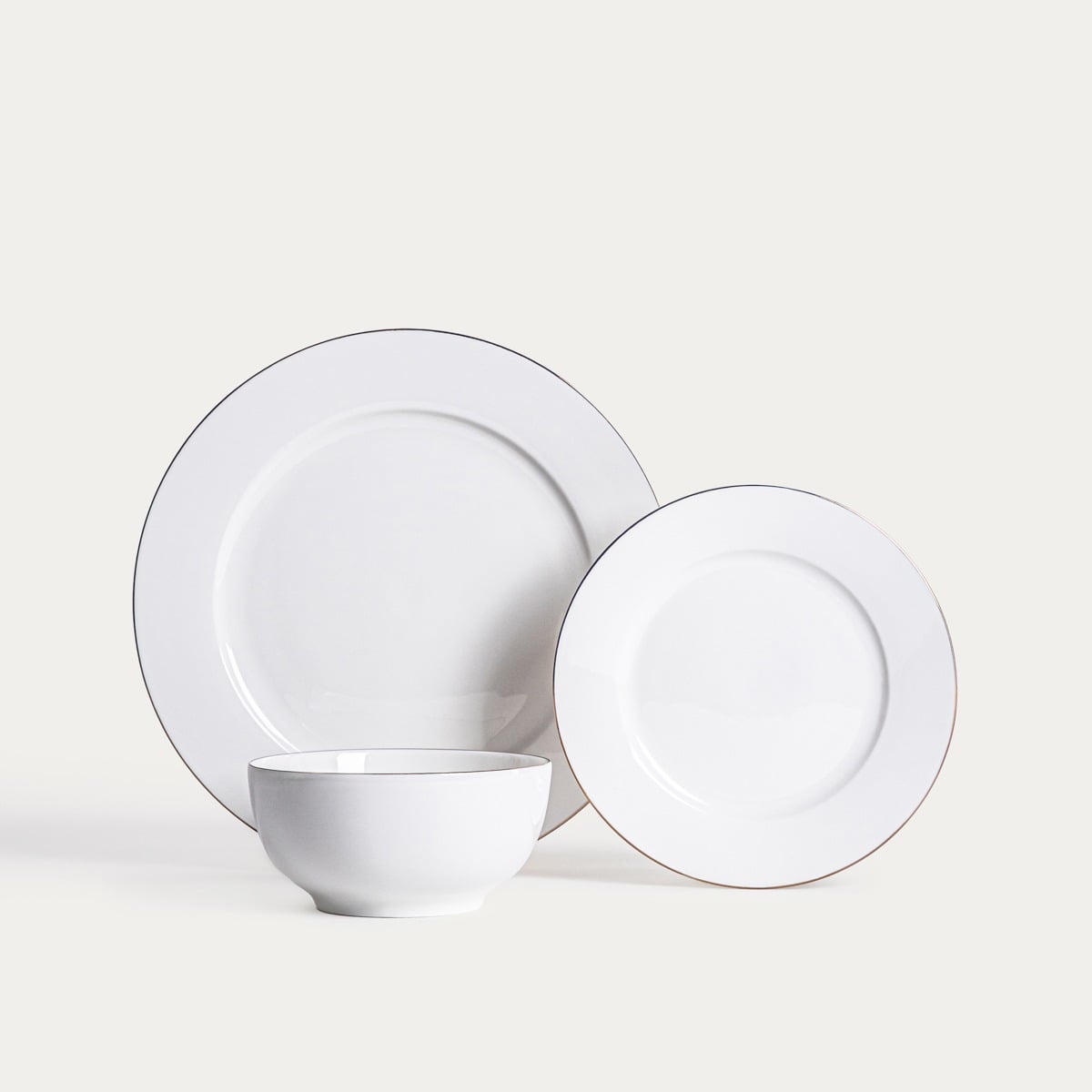 Set of plates AUROO 18-Piece Porcelain Plate Set with Gold Rim