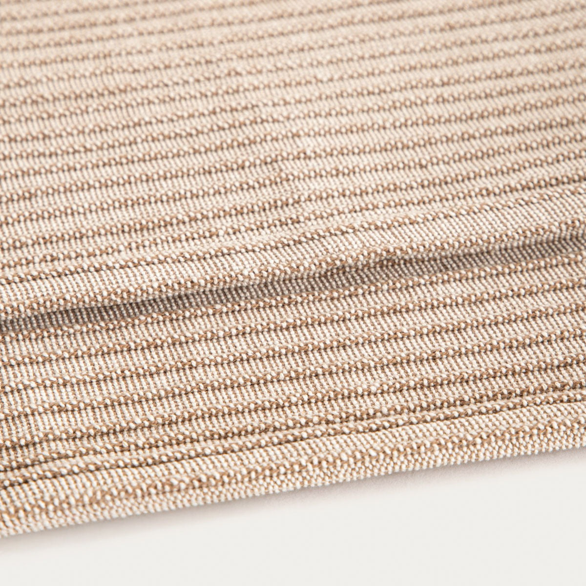 IMERA Table Mats Set of 2 with Decorative Stitching 33x48cm