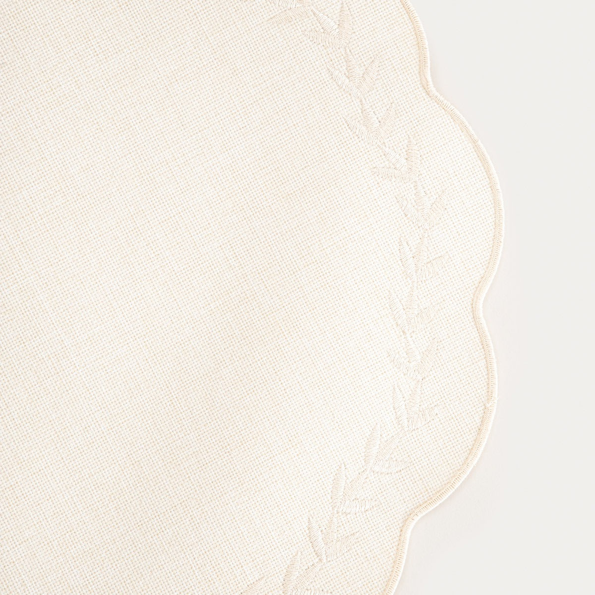 RAMINE Ecru Table Mats with Decorative Embroidery, Set of 2, 38cm