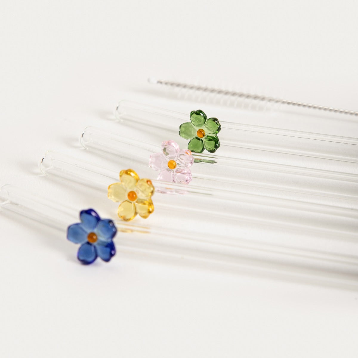 Set of straws BLANCA Set of 4 Glass Straws with Coloured Flowers