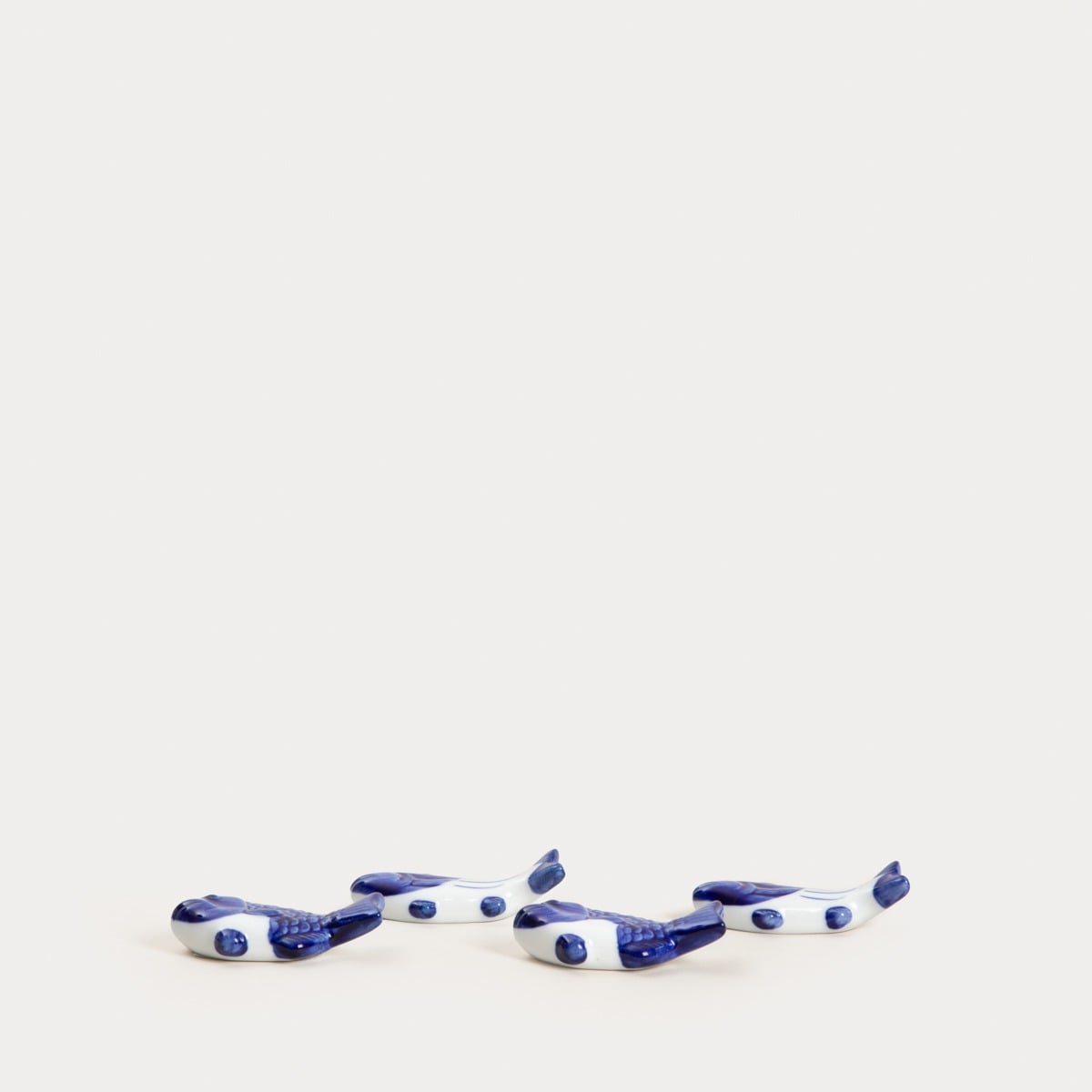 Set of holders Set of 4 KIOTO Fish-Shaped Ceramic Chopstick Holders