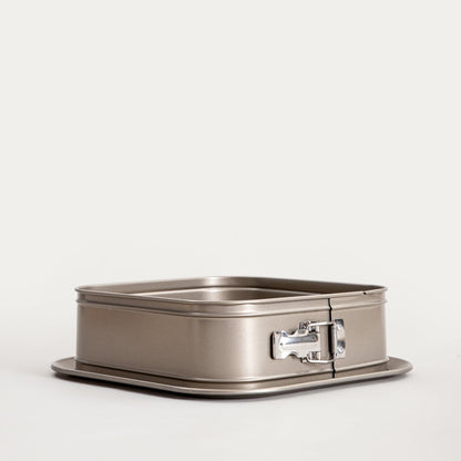 FEBE Square Baking Mould with Removable Bottom Gold 24x24x8 cm