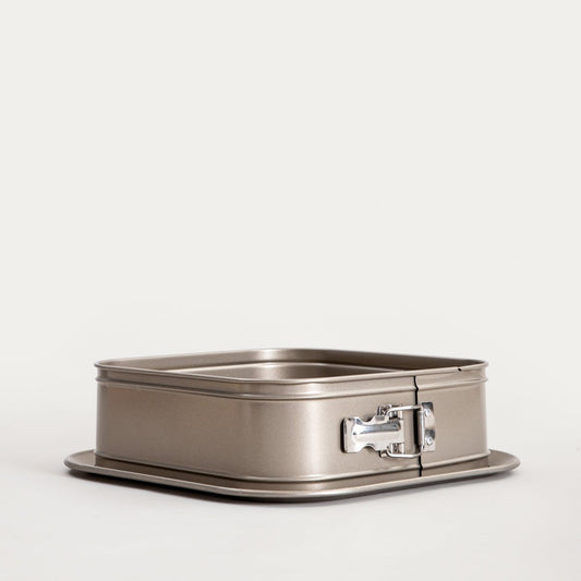 FEBE Square Baking Mould with Removable Bottom Gold 24x24x8 cm
