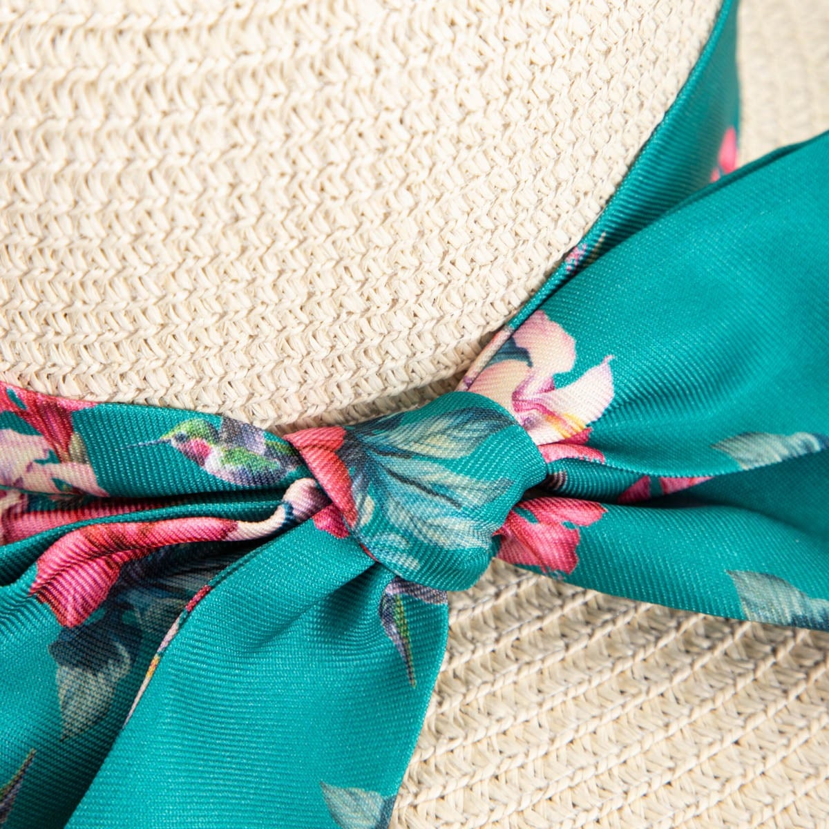 BLOOM Beach Bag and Hat Set – Stylish Summer Accessories
