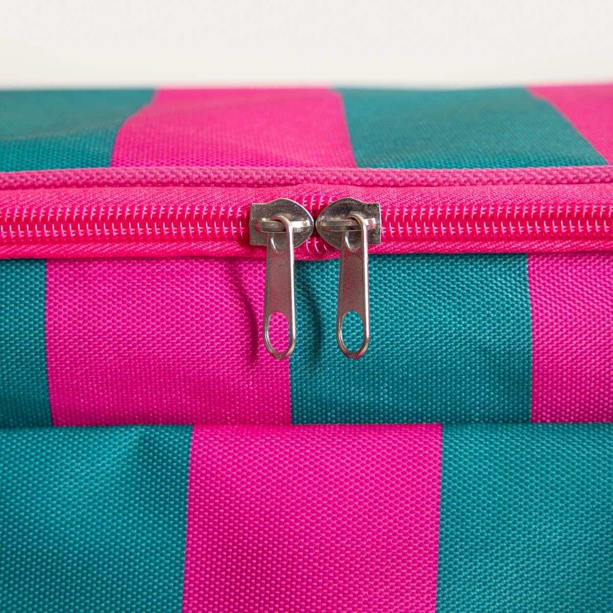RAYAS Thermal Bag in Pink and Turquoise Stripes | 32x23x28 cm