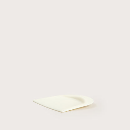 MOLLIS Dough Scraper Flexible Kitchen Tool 16x14x2cm