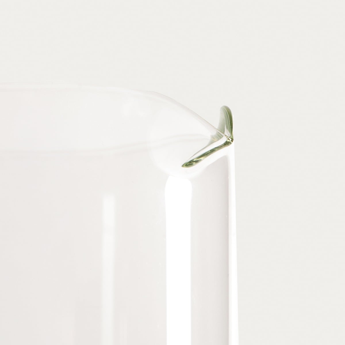 AQUIN Glass Pitcher with Crab Design 1.4L