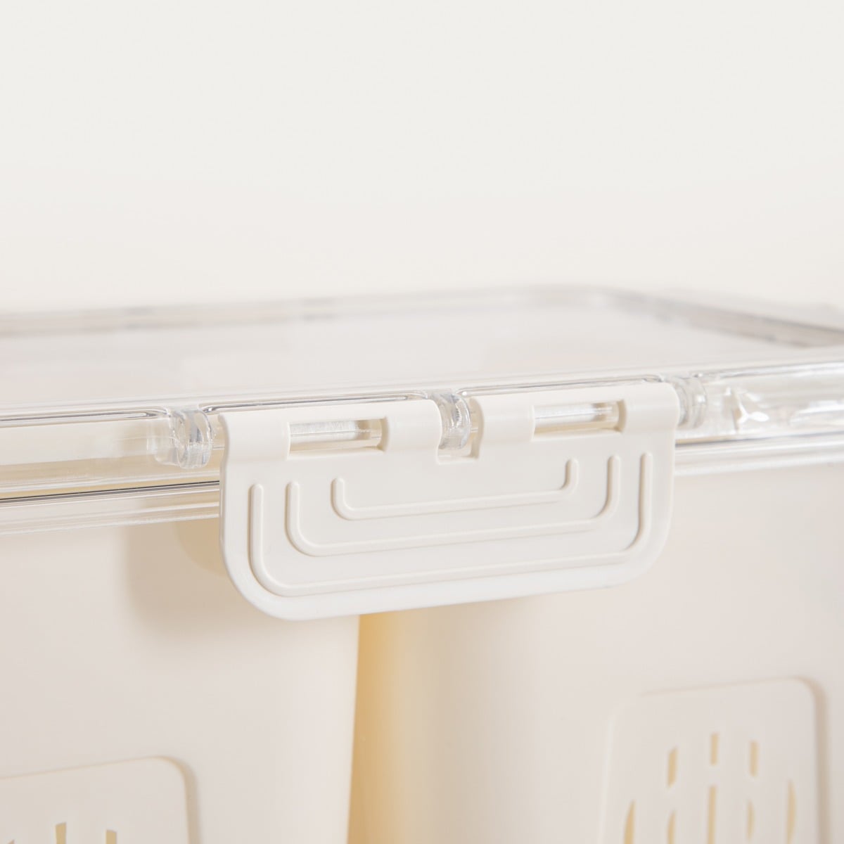Plastic container GASPARI with baskets wysoki 24x17x14 cm