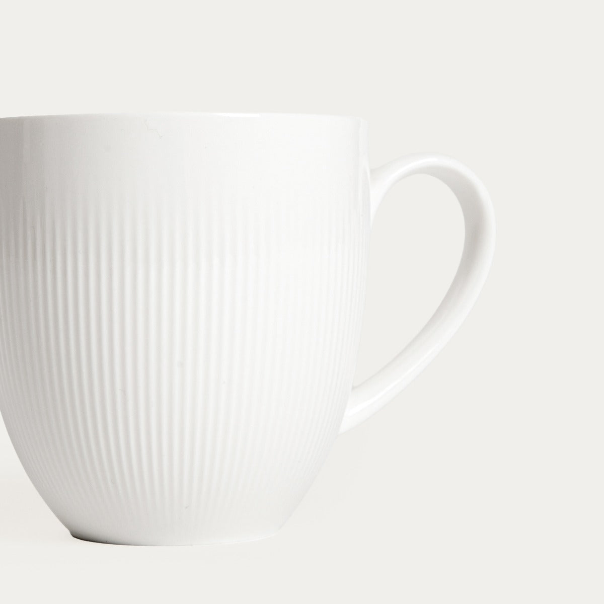 DIBBA Fluted Ceramic Mug 370ml